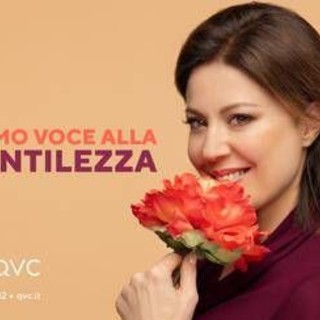 Qvc Italia, nuova campagna dedicata alla gentilezza come forza del cambiamento Qvc Italia, nuova campagna dedicata alla gentilezza come forza del cambiamento