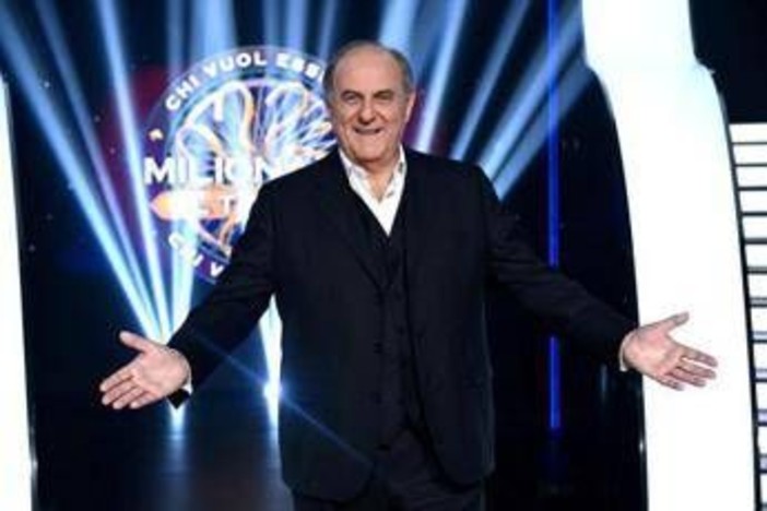 Ascolti tv, 'Chi Vuol Essere Milionario - Il Torneo' vince la prima serata con 15,8% Ascolti tv, 'Chi Vuol Essere Milionario - Il Torneo' vince la prima serata con 15,8%