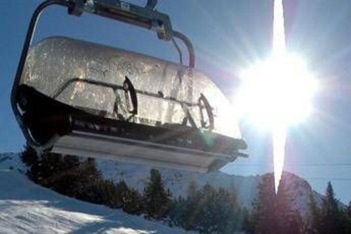 Seggiovia bloccata in Trentino, evacuati in 160 Seggiovia bloccata in Trentino, evacuati in 160