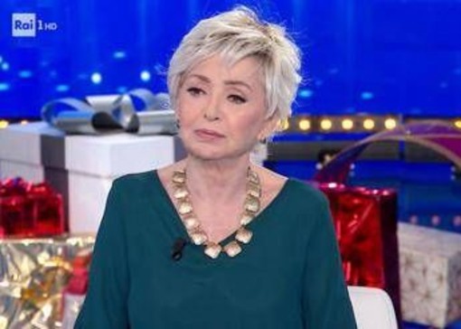 Domenica In, Enrica Bonaccorti e la malattia: "Sono in un limbo, aspetto risposte"