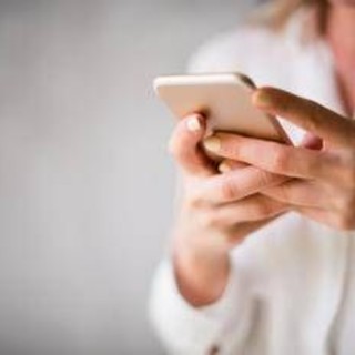 Truffe telefoniche e telemarketing, arrivano numeri a tre cifre: cosa cambia Truffe telefoniche e telemarketing, arrivano numeri a tre cifre: cosa cambia