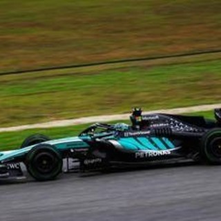 Gp Singapore in salita per Russell, penalizzato per un cambio di motore: partirà dal fondo