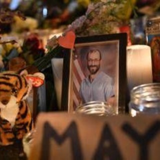 Minneapolis, Cnn: "Due gli agenti che hanno sparato a Alex Pretti"