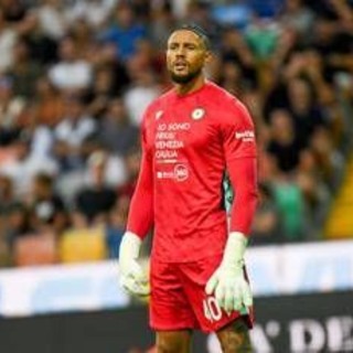 Torino-Udinese, papera clamorosa di Okoye: Kulenovic ringrazia e firma il 2-1 Torino-Udinese, papera clamorosa di Okoye: Kulenovic ringrazia e firma il 2-1
