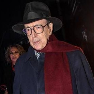 Teatro all'asta, appello in rima di Pingitore: "Salvate il Salone Margherita" Teatro all'asta, appello in rima di Pingitore: "Salvate il Salone Margherita"