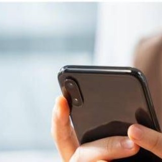 Stalking: Eurispes, quello online il più diffuso, ne hanno esperienza almeno 3 italiani su 10