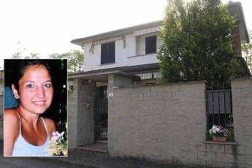 Caso Garlasco, Tg1: "Ci sarebbe una nuova impronta di scarpa insanguinata"