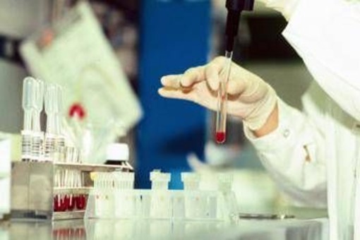 Antrace, vaiolo e virus 'zombie': l'indagine sui rischi nascosti nel ghiaccio da migliaia di anni