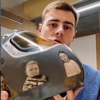 Milano Cortina 2026, Cio vieta casco di pattinatore ucraino con immagini atleti uccisi in guerra