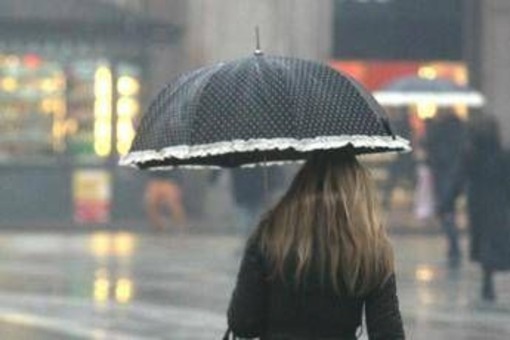 Maltempo, allerta meteo per temporali: le regioni a rischio