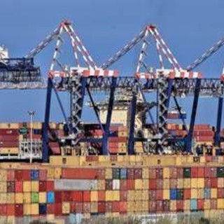 Dazi: Ig Italia, mercati in situazione di forte risk-off, pesa rischio escalation guerra commerciale