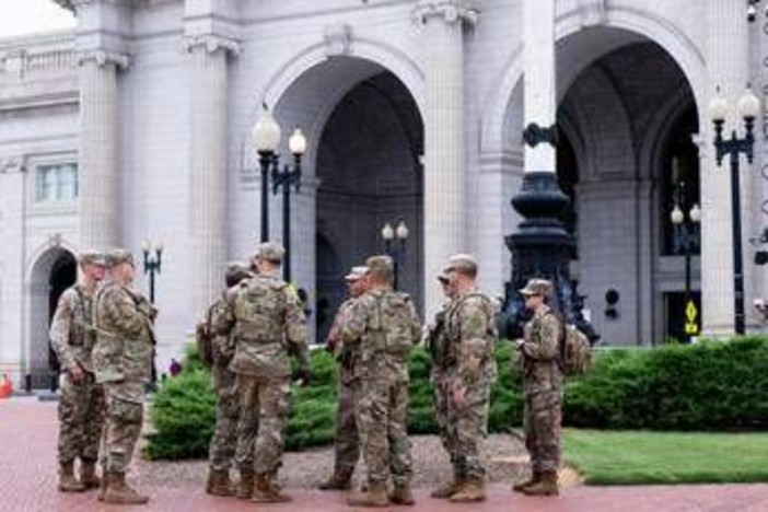 Guardia nazionale a Chicago, Corte Suprema blocca dispiego voluto da Trump