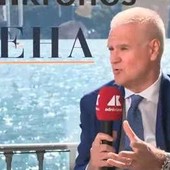 Zangrillo: "Vannacci? I generali come Dalla Chiesa sono quelli che mi piacciono" Zangrillo: "Vannacci? I generali come Dalla Chiesa sono quelli che mi piacciono"