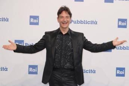 Domenica In, Paolo Fox svela l'Oroscopo 2026: da Venier e Savino, cosa dicono le stelle