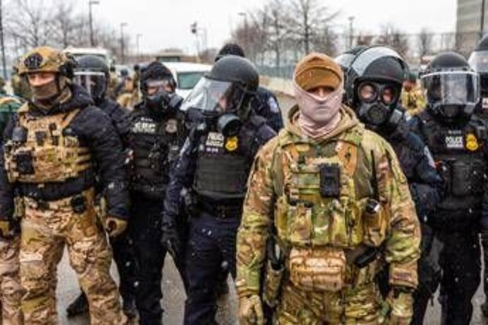 Minneapolis, Pretti ucciso da agenti. I genitori: "Bugie da Trump" Minneapolis, Pretti ucciso da agenti. I genitori: "Bugie da Trump"