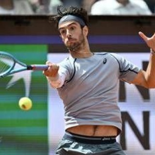 Musetti, rabbia agli Internazionali: spacca la racchetta con Ruud
