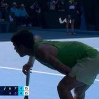 Australian Open, Alcaraz e il medical time out per crampi: perché Zverev ha ragione Australian Open, Alcaraz e il medical time out per crampi: perché Zverev ha ragione
