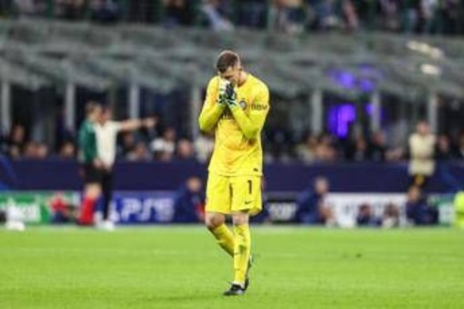 Inter, papera contro il Bruges e critiche: furia dei tifosi contro Josep Martinez