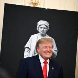 Trump festeggia Colombo alla Casa Bianca, caccia al voto degli italoamericani