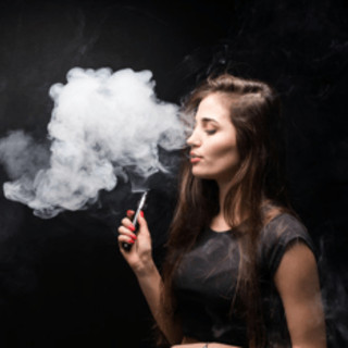 Vaping in adolescenti, esperti Simri: "Attenzione a dipendenza da nicotina mascherata"