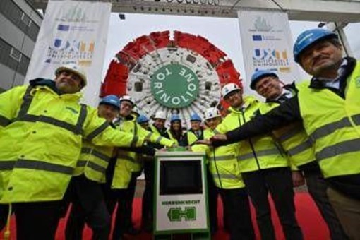 Torino-Lione: svelata la prima talpa per lo scavo del tunnel base in Italia