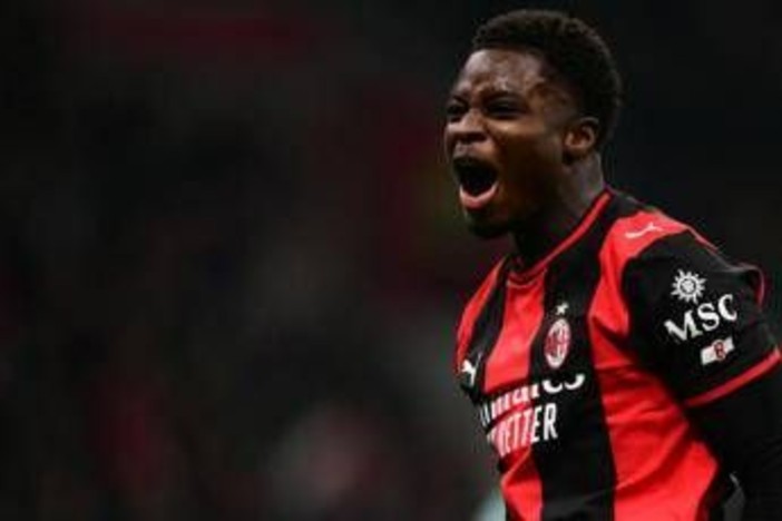 Cissé show a San Siro: doppietta in 13 minuti e il Milan ribalta il Bologna Cissé show a San Siro: doppietta in 13 minuti e il Milan ribalta il Bologna