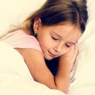 Melatonina e bambini, ecco dose e orario ideali per il sonno Melatonina e bambini, ecco dose e orario ideali per il sonno