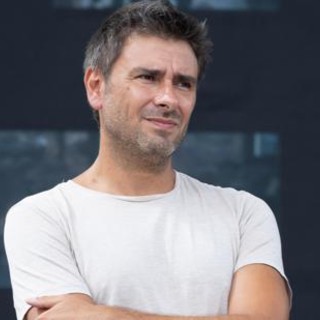 Di Battista e il tumore al cervello, il neurochirurgo: "Non è una diagnosi senza speranza"