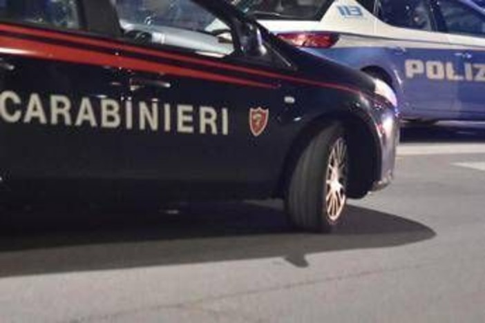 Prato, omicidio nella Chinatown: uomo ucciso a colpi di pistola e dato alle fiamme