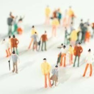 Welfare: rilevazione Adnkronos, più ansia che fiducia nel futuro, 80% vede condizione peggiore tra 20 anni