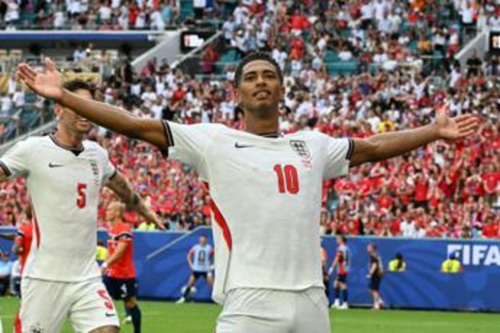 Inghilterra, Terry e Neville sicuri: "Spazzeremo via l'Argentina"