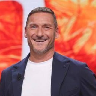 "Non ci sono più gli americani di un tempo", ma nella foto c'è Totti "Non ci sono più gli americani di un tempo", ma nella foto c'è Totti