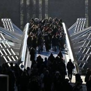 Regno Unito, da domani in vigore Eta per viaggi turismo e soggiorni di breve durata Regno Unito, da domani in vigore Eta per viaggi turismo e soggiorni di breve durata