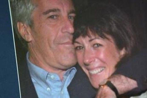 Caso Epstein, fratello Ghislaine Maxwell: "Da Trump ci aspettiamo la grazia"