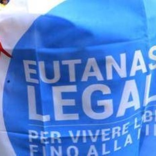 Nuovo suicidio assistito in Italia, in Lombardia muore 55enne affetto da sclerosi multipla