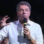 Sondaggio politico, crescono Fratelli d'Italia e Pd. Centrodestra vince con Vannacci
