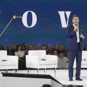 Dal M5S un Patto generazionale per i giovani: dai 15mila euro per i 18enni al voto ai 16enni, le proposte Dal M5S un Patto generazionale per i giovani: dai 15mila euro per i 18enni al voto ai 16enni, le proposte