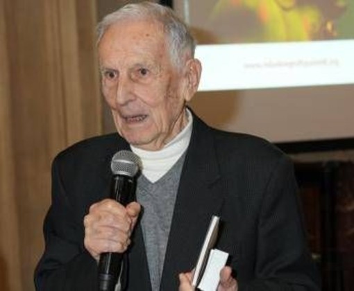 Natale in salute tra pranzo e cena, i consigli di Garattini Natale in salute tra pranzo e cena, i consigli di Garattini