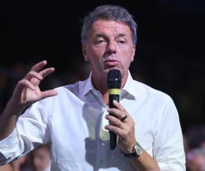 Sondaggio politico, crescono Fratelli d'Italia e Pd. Centrodestra vince con Vannacci