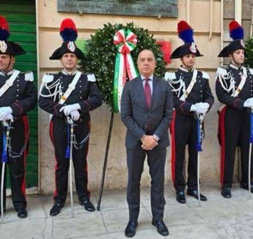 Cannella ricorda Dalla Chiesa: "Da lui altissimo esempio per istituzioni e giovani generazioni". Cannella ricorda Dalla Chiesa: "Da lui altissimo esempio per istituzioni e giovani generazioni".