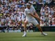 Wimbledon, paura Zverev: cade e resta a terra, lo aiuta... Sinner