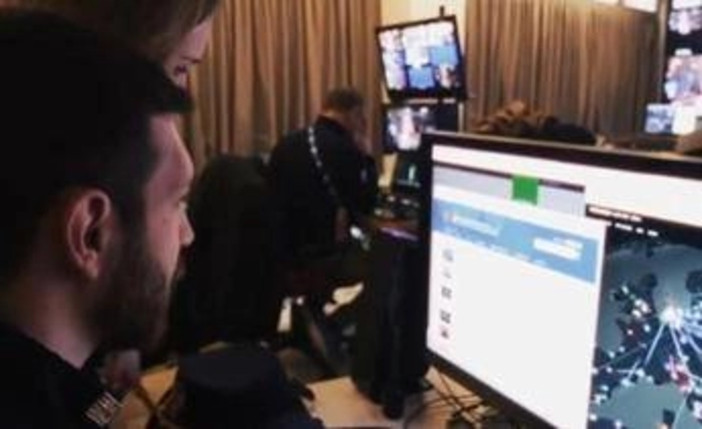 Enciclopedia con tanto di manuale e una piattaforma dedicati a pedopornografia, 4 arresti